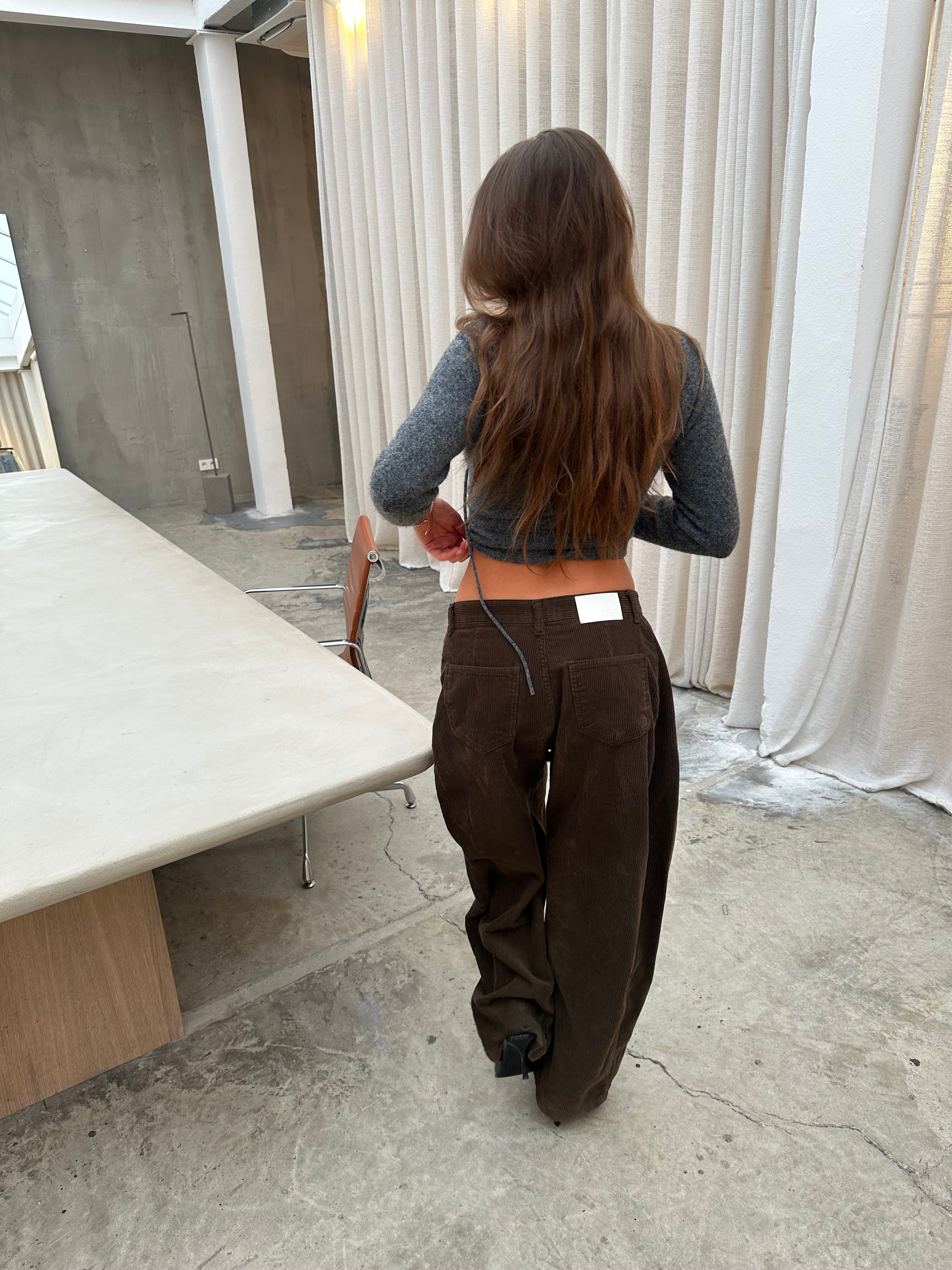 Calça Pantalona Larga de Veludo Cotelê Marrom Cáqui