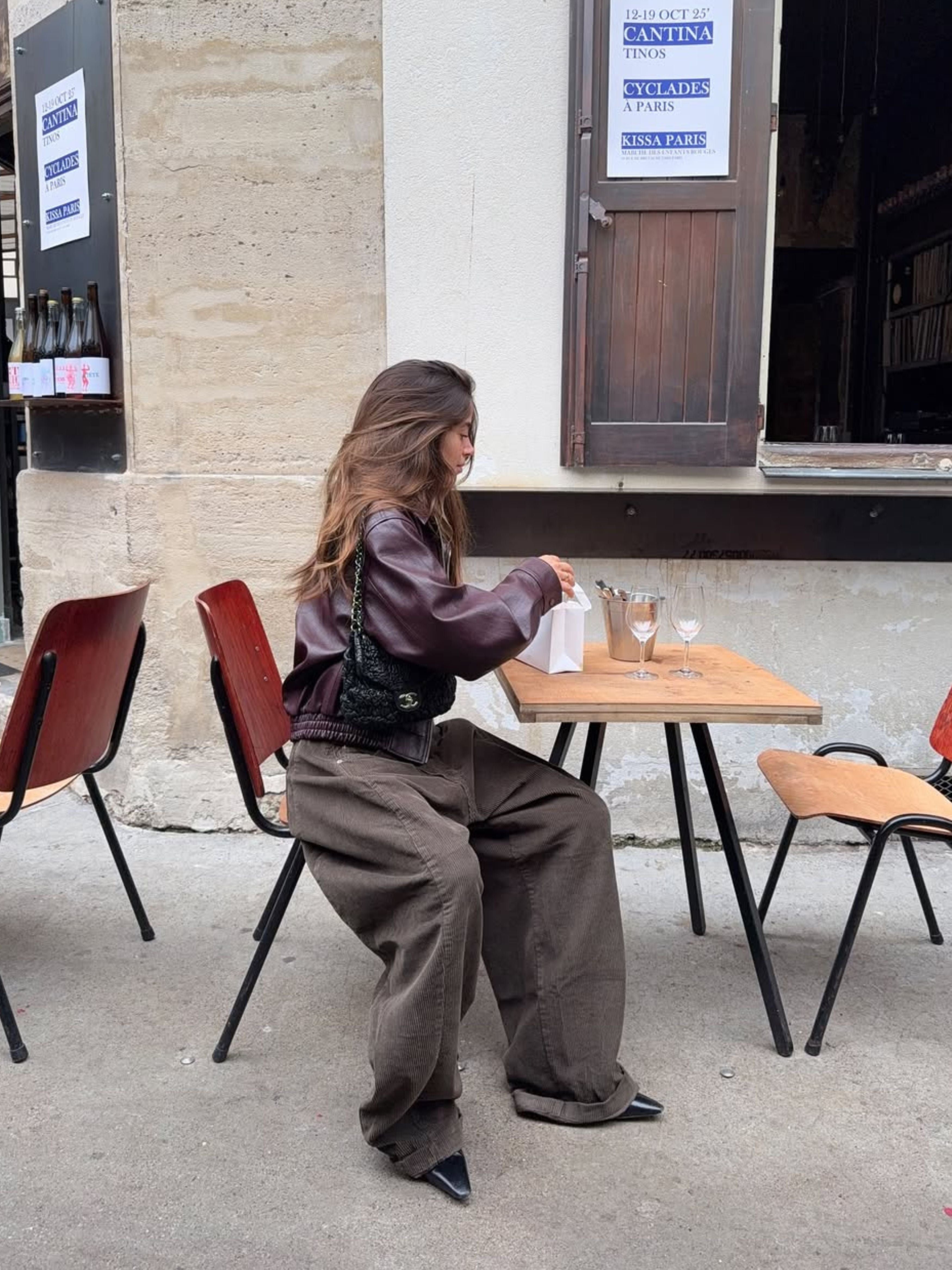Calça Pantalona Larga de Veludo Cotelê Marrom Cáqui