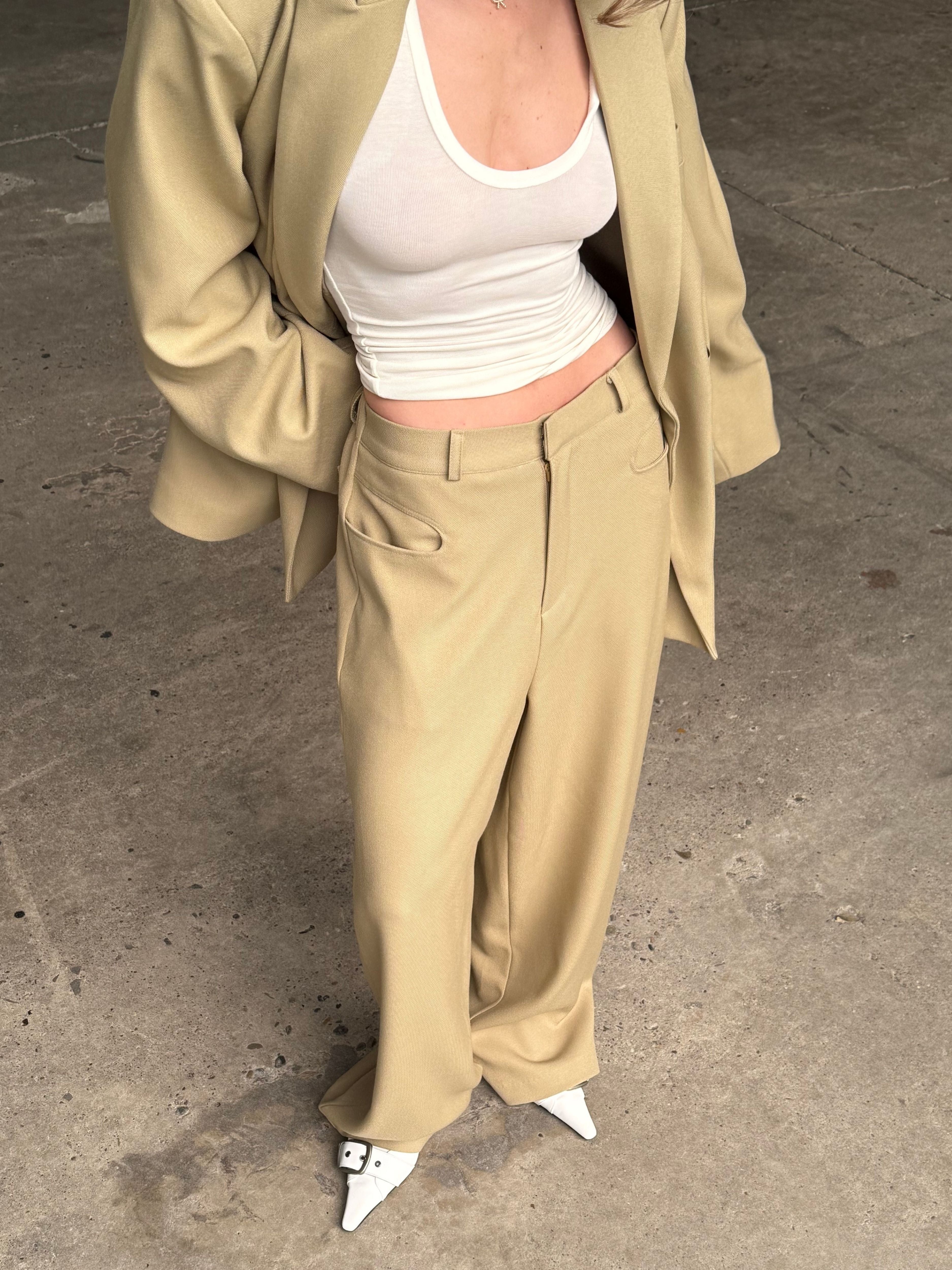 Calça Alfaiataria Clássica Camel