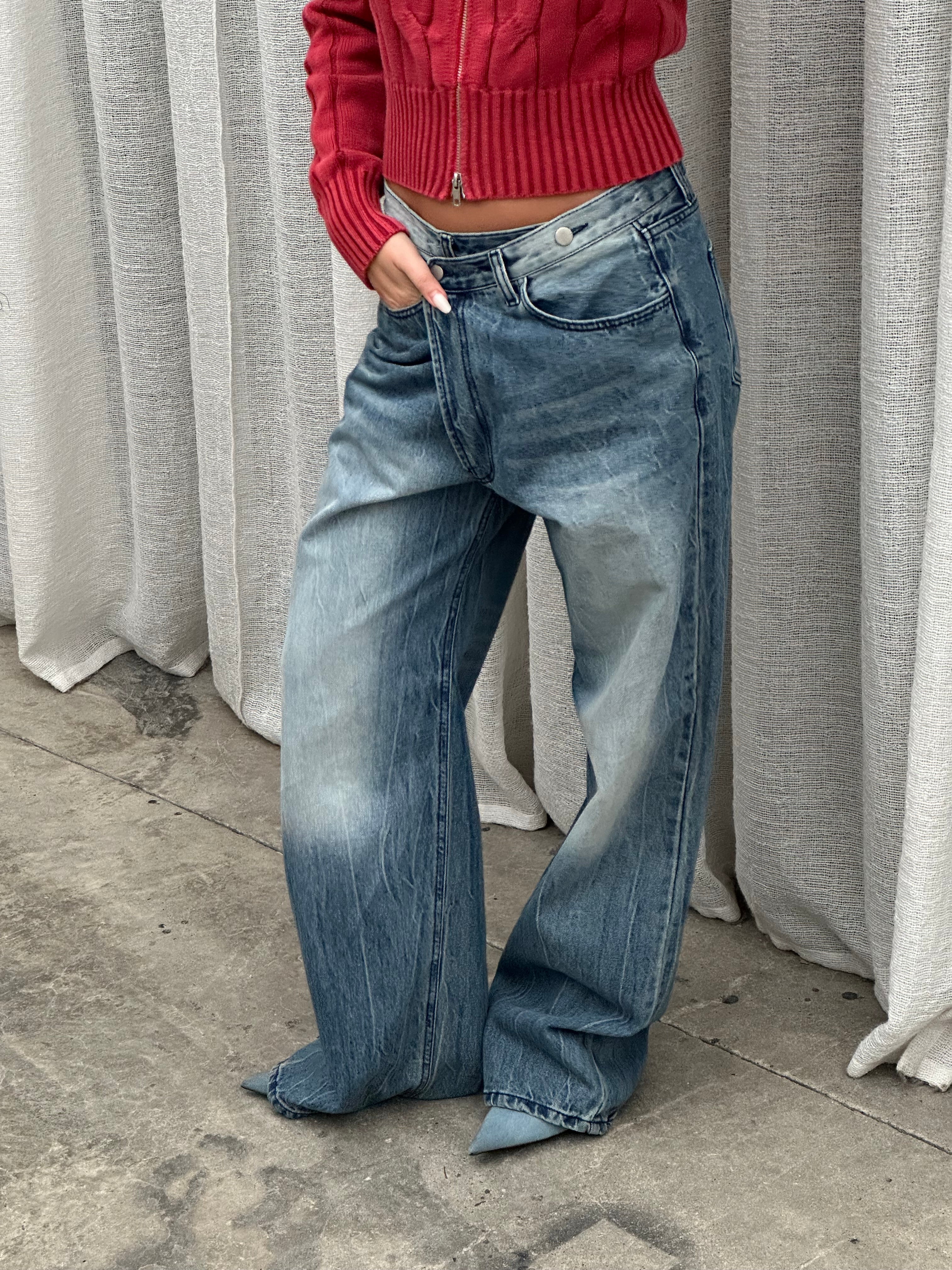Calça Jeans Cruzada Azul Lavado