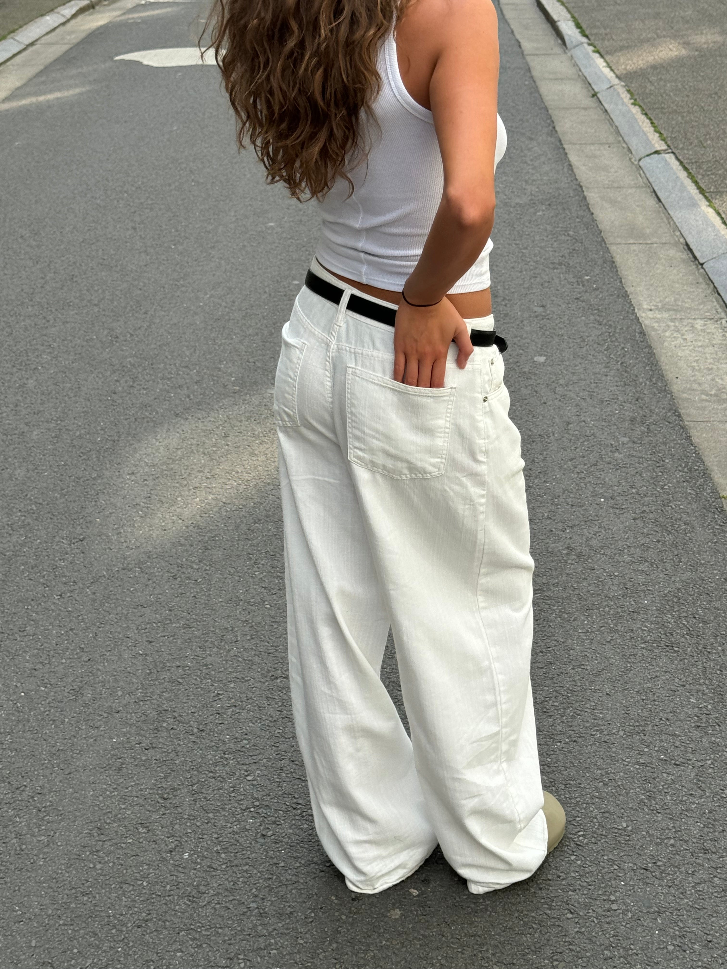 Calça Baggy de Perna Larga Branca