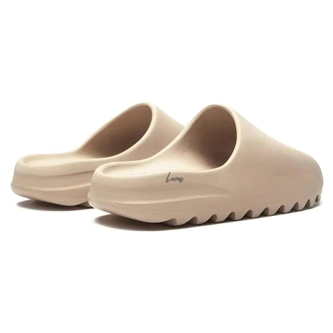 Chinelo Nuvem Outside