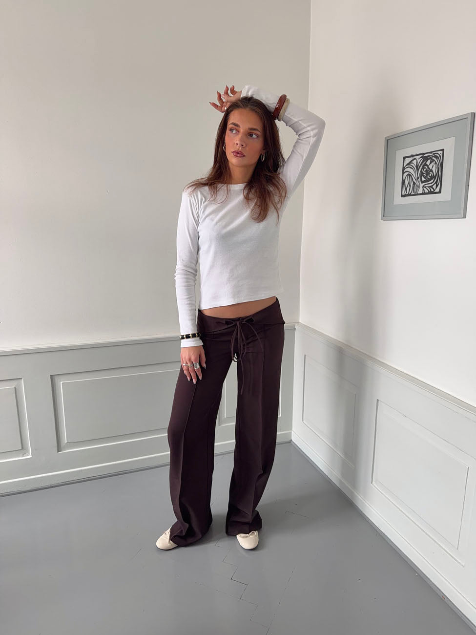 Calça Nula com cinto de amarrar - Marrom escuro