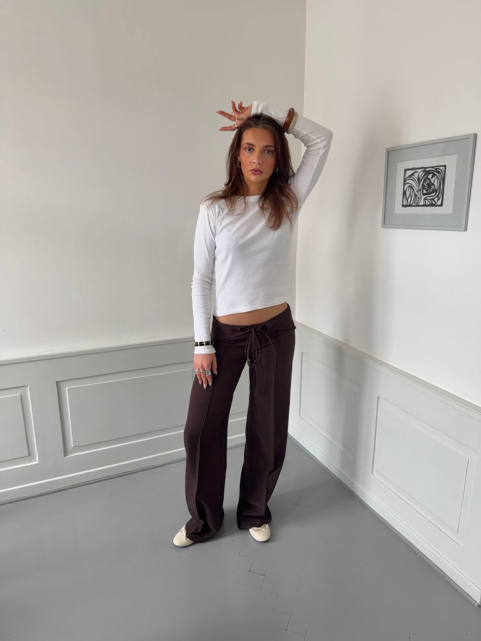 Calça Nula com cinto de amarrar - Marrom escuro